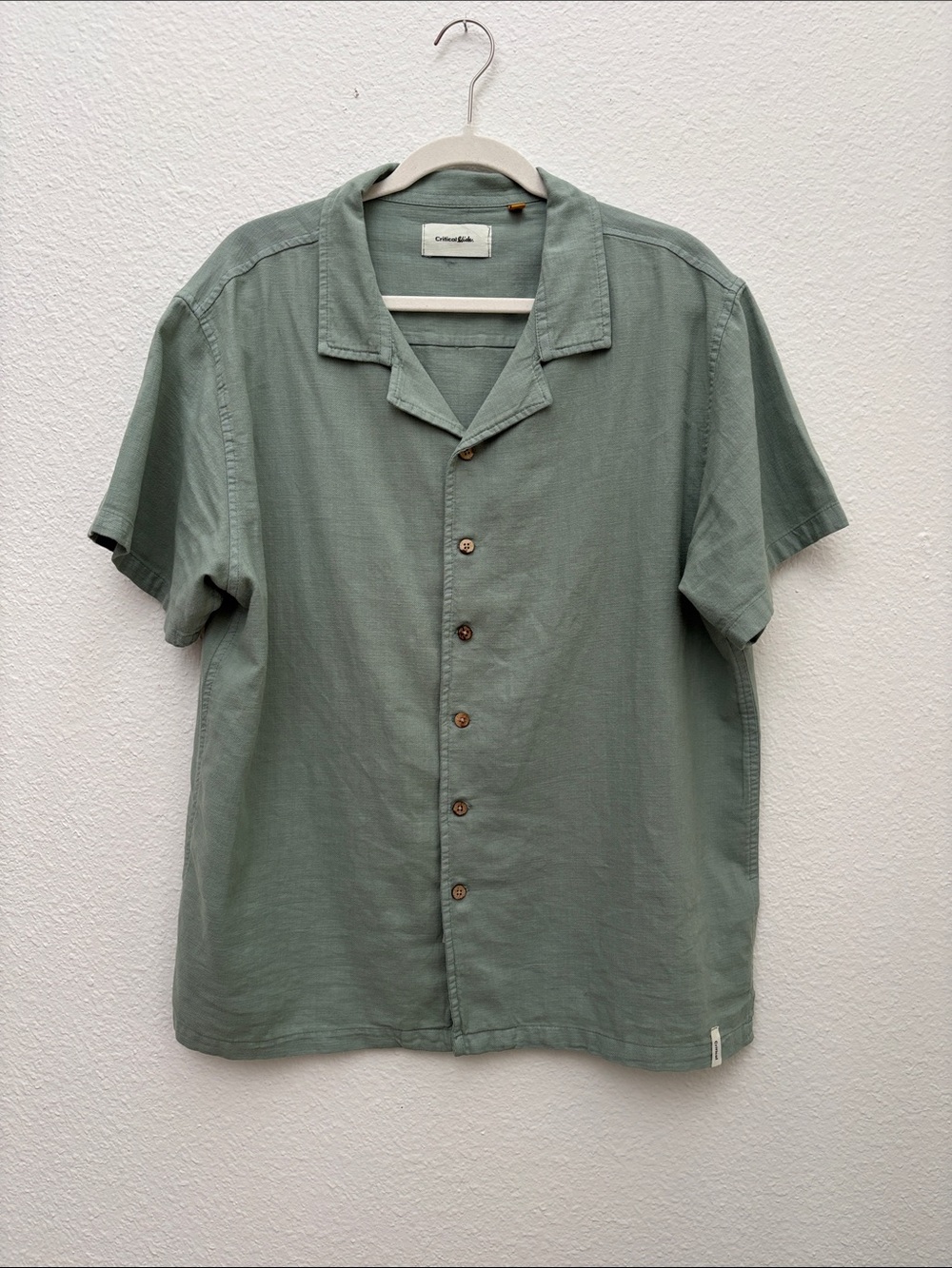 Men's Short-Sleeve Button-Down Shirt in Sage Green